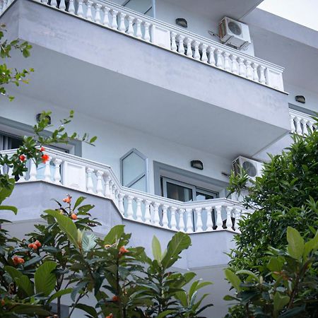 Hotel Fron Saranda Zewnętrze zdjęcie