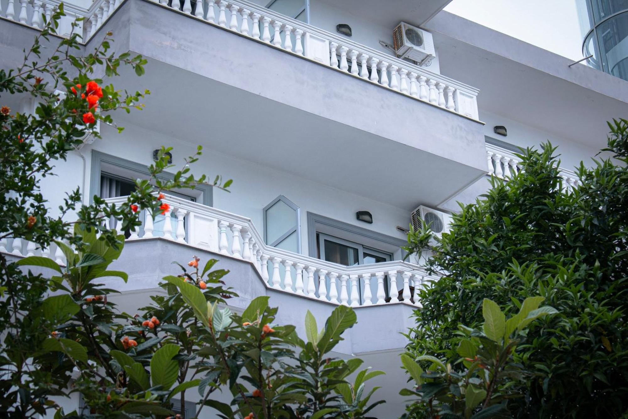 Hotel Fron Saranda Zewnętrze zdjęcie