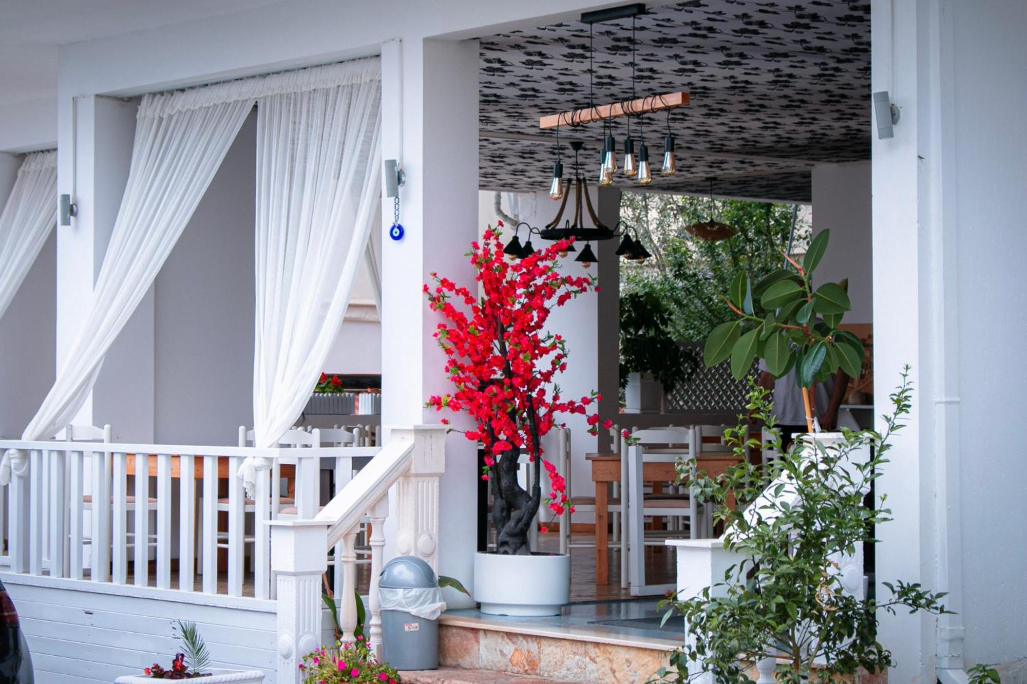 Hotel Fron Saranda Zewnętrze zdjęcie
