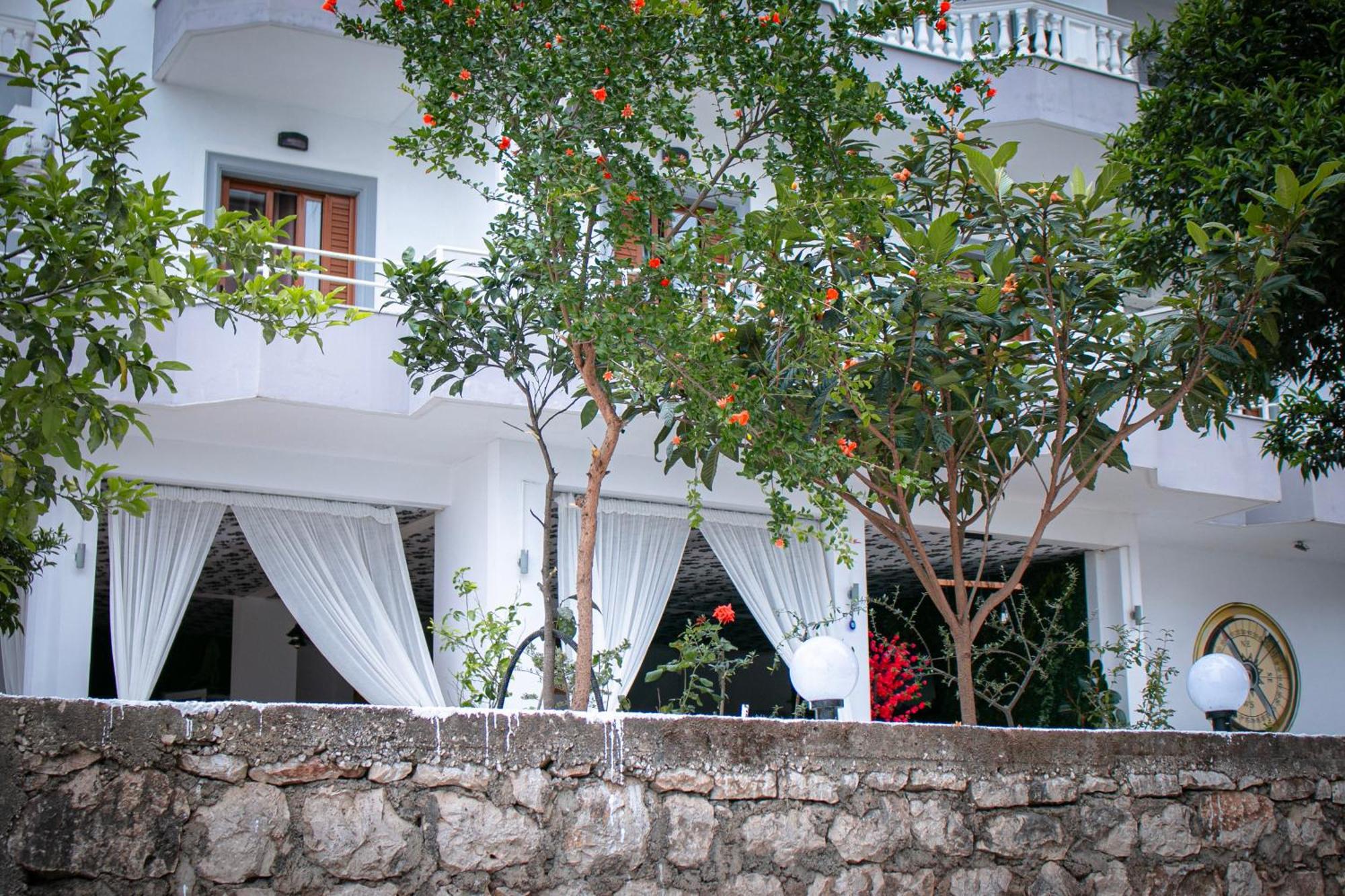 Hotel Fron Saranda Zewnętrze zdjęcie