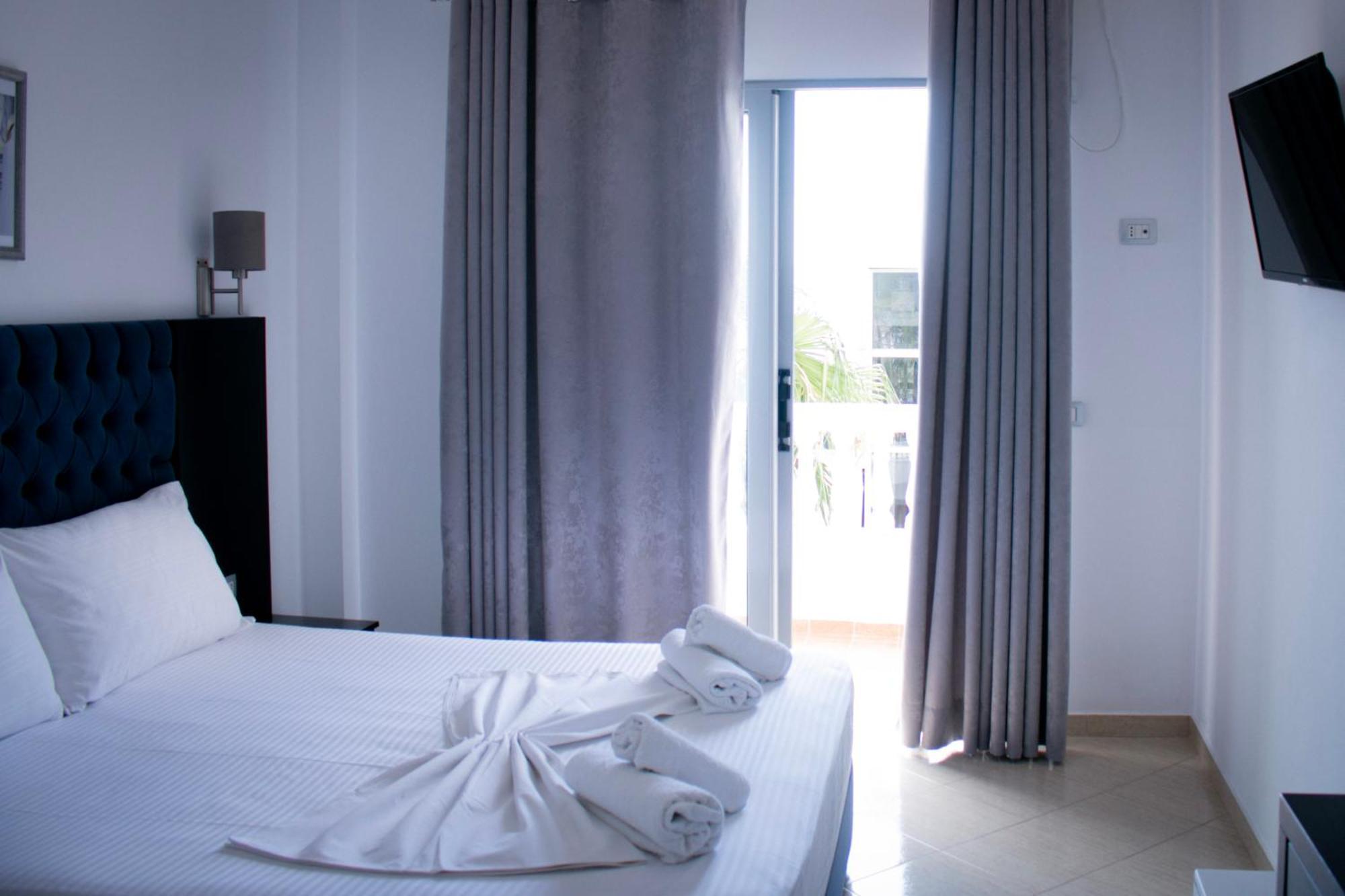 Hotel Fron Saranda Zewnętrze zdjęcie