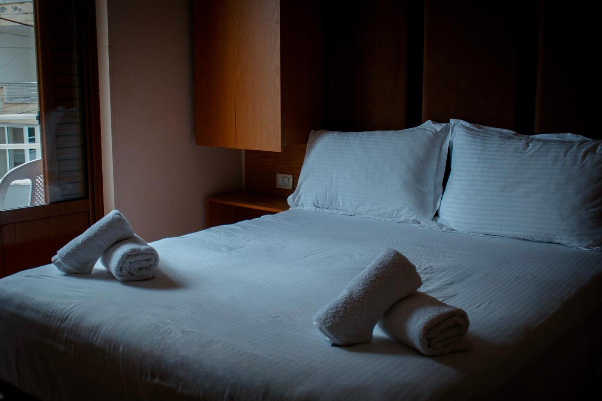 Hotel Fron Saranda Zewnętrze zdjęcie